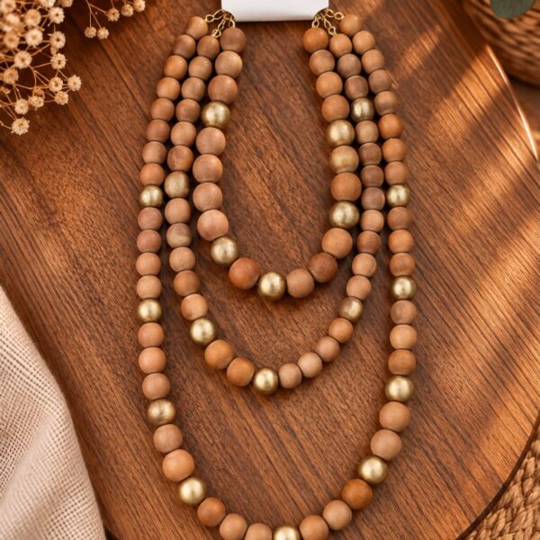 Collar Olivia camel marrón