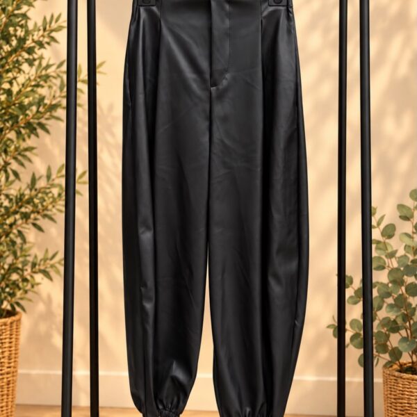 Pantalón Izas negro